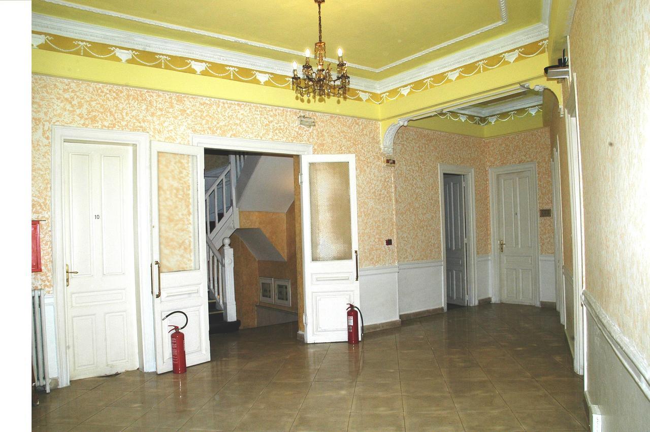 Хостел Lozanni Афины Экстерьер фото